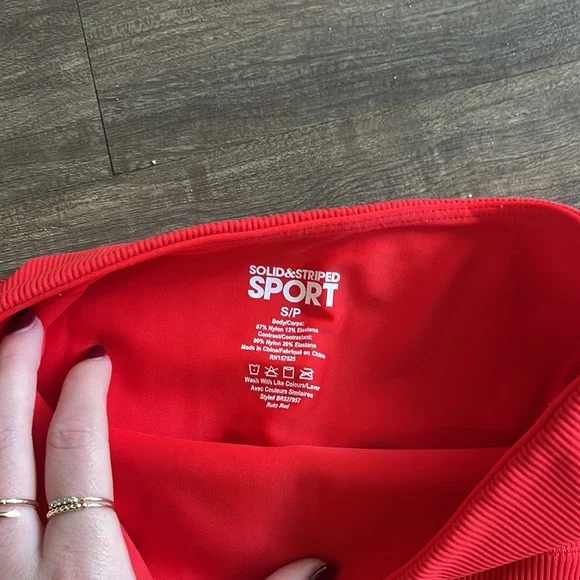 Solid & Striped Workout Set - Picture 5 of 6